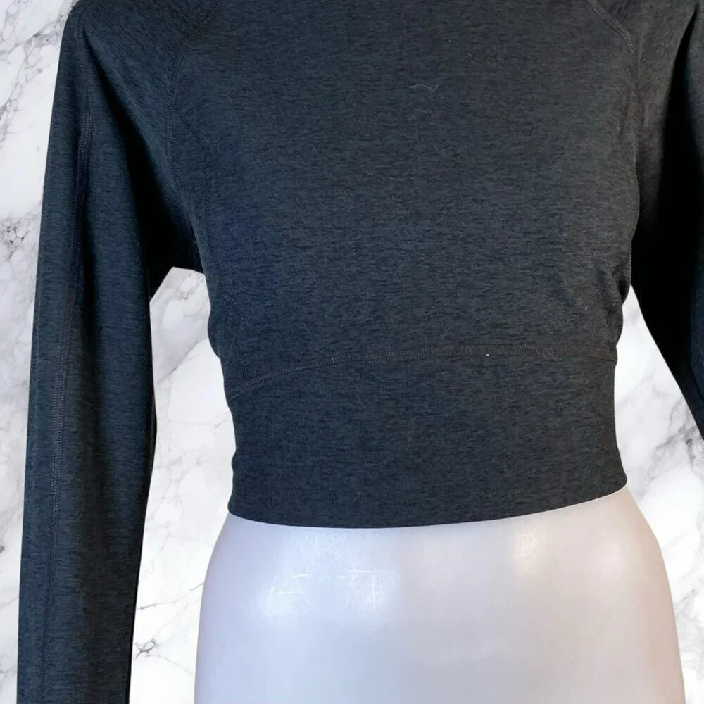 Beyond Yoga Spacedye Vitality Pullover Top in Darkest Night